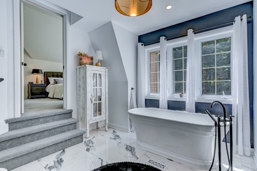 Salle de bains attenante à la CCP - 192 Rue Augusta, Morin-Heights, QC 