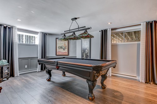 Salle familiale - 192 Rue Augusta, Morin-Heights, QC 