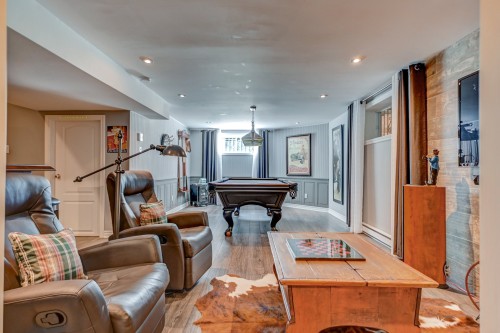 Salle familiale - 192 Rue Augusta, Morin-Heights, QC 