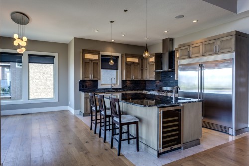 1002 Hewetson Avenue, Kelowna, BC 