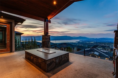 1002 Hewetson Avenue, Kelowna, BC 