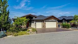 1002 Hewetson Avenue Kelowna, BC V1W 5H8