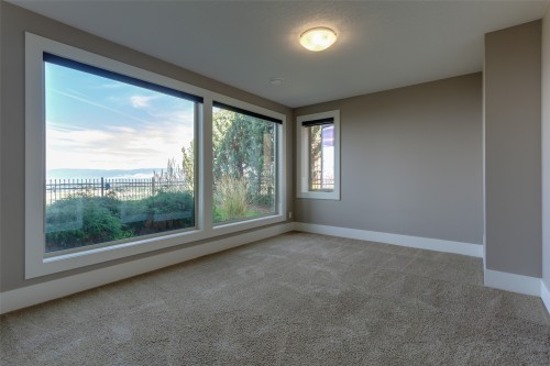 1002 Hewetson Avenue, Kelowna, BC 