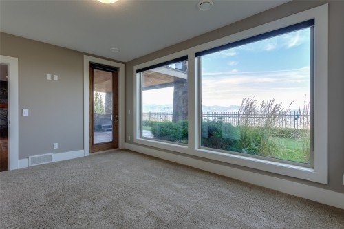 1002 Hewetson Avenue, Kelowna, BC 