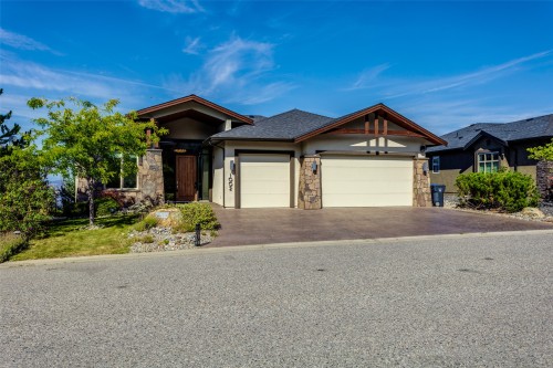 1002 Hewetson Avenue, Kelowna, BC 