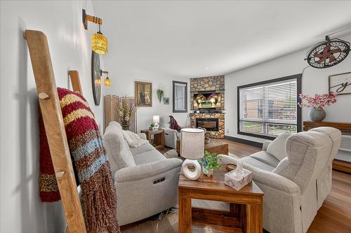 601-7291 Prospector Avenue  Radium Hot Springs, BC V0A 1M0
