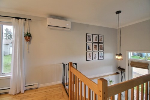 Hall d'entrée/Vestibule - 3 Rue Du Mistral, La Malbaie, QC 