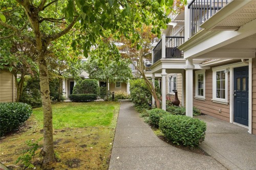 #105-2695 Deville Rd, Langford, BC 