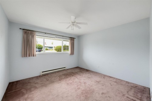 3345 Biscoe Dr, Saanich, BC 