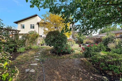 2253 Malaview Ave, Sidney, BC 