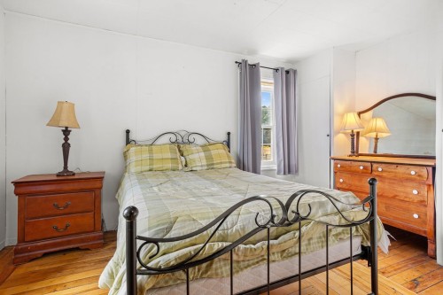 Bedroom - 40 Ch. De Kilkenny, Saint-Hippolyte, QC 