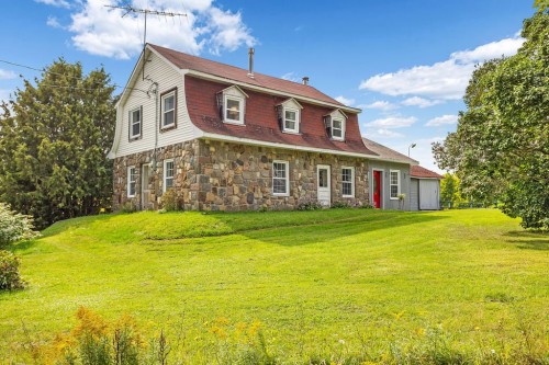 Front of Structure - 40 Ch. De Kilkenny, Saint-Hippolyte, QC 