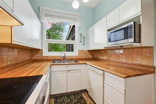 187 Elm Cir, Gimli, MB 