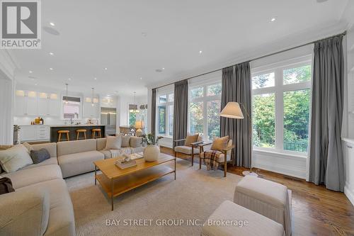 28 Carnwath Crescent, Toronto, ON 