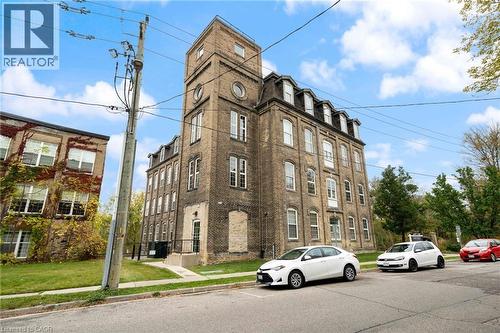 140 WEST RIVER Street Unit# 302 , Paris, Ontario N3L 3E2 2