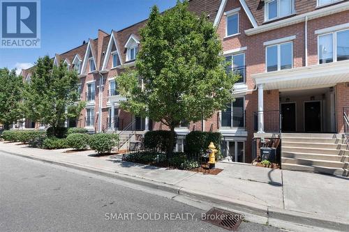 608 - 15 LAIDLAW STREET  Toronto, ON M6K 1X3
