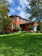 76 MAYFAIR DRIVE Barrie, ON L4N 6Y9
