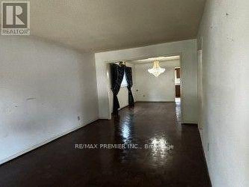 4464 Stonemill Court, Mississauga, ON 