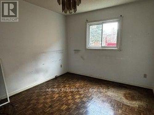 4464 Stonemill Court, Mississauga, ON 