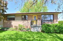 499 VALLEY DRIVE N Oakville, ON L6L 4L9