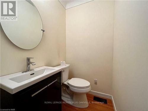 UPPER - 694 NIAGARA STREET , St. Catharines, Ontario L2M 3R9 4
