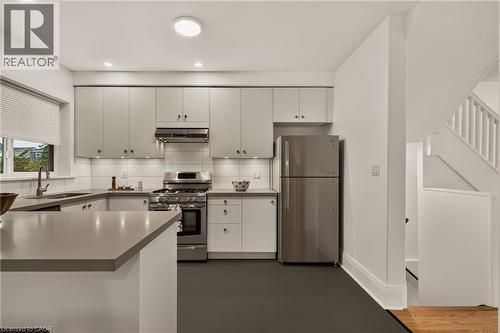39 Campbell Avenue, Hamilton, ON 