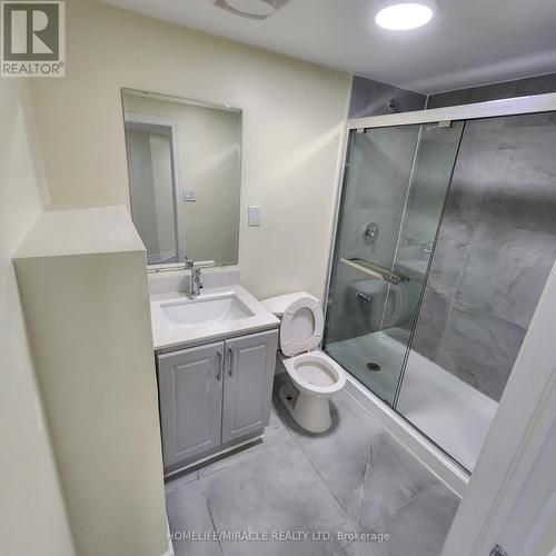 491 SALISBURY STREET , London East, Ontario N5Y 3B4 5