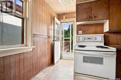 526 7Th Street E, Saskatoon, SK 