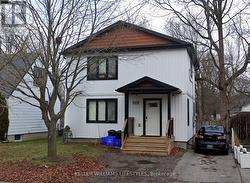 107 CAVENDISH CRESCENT  London North (North N), ON N6H 1A3