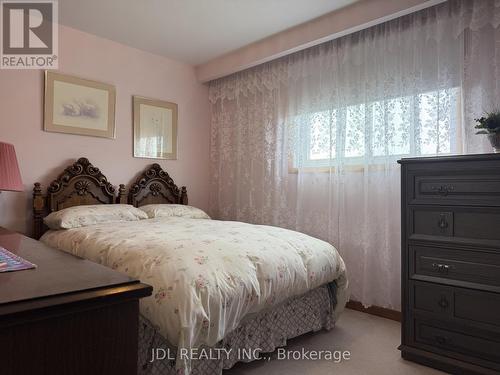 ROOM - 28 ORANGEWOOD CRESCENT , Toronto, Ontario M1W 1C6 2