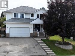 1643 Staple Crescent Cranbrook, BC V1C 6J1