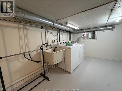 1337 Janette, Windsor, ON 