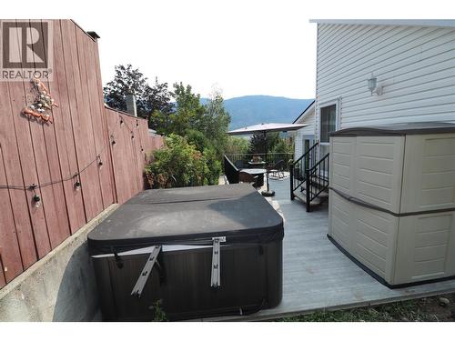 3702 9Th Avenue, Castlegar, BC 