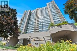 75 QUEEN Street N Unit# 2206  Hamilton, ON L8R 3J3