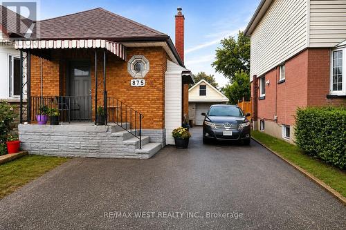 875 RITSON ROAD S , Oshawa, Ontario L1H 5L5 2