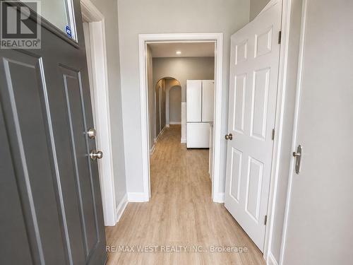 875 RITSON ROAD S , Oshawa, Ontario L1H 5L5 4