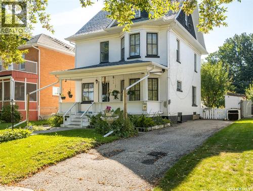 221 21st STREET W  Prince Albert, SK S6V 4J1