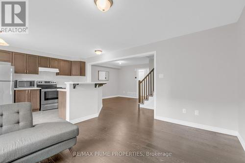 136 Lanceleaf Way, Ottawa, ON 