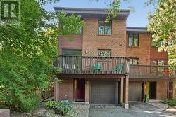 4 - 535 HILSON AVENUE  Ottawa, ON K1Z 6C9