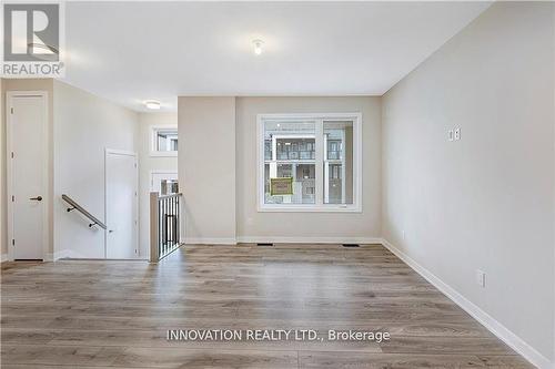 203 SPECKLED ALDER ROW , Ottawa, Ontario K2J 7G8 4