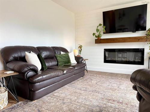 46 Donald Avenue, Amherst, NS 