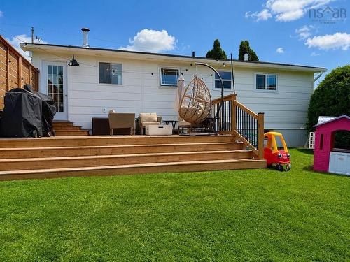 46 Donald Avenue, Amherst, NS 