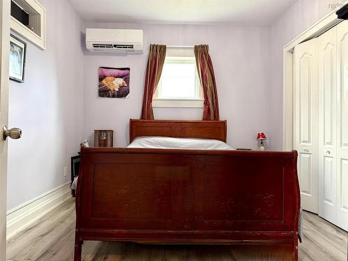 22 Chamberlain Street, Amherst, NS 