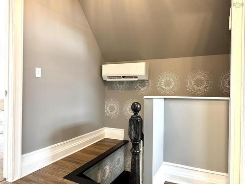 22 Chamberlain Street, Amherst, NS 