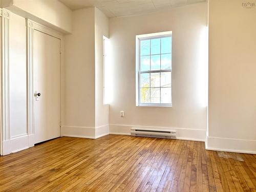 190 Church Street, Amherst, NS 
