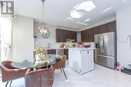 879 Bennett Boulevard, Milton, ON 