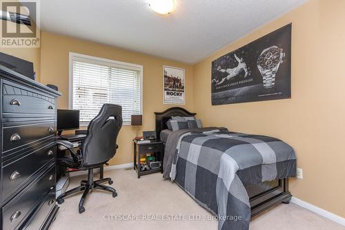 879 Bennett Boulevard, Milton, ON 