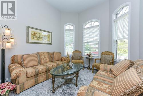 879 Bennett Boulevard, Milton, ON 