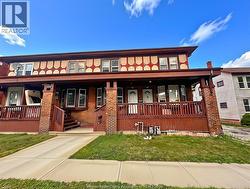 116 ELM AVENUE Windsor, ON N9A 5G8