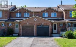 9 SEYMOUR CRESCENT Barrie, ON L4N 8N4